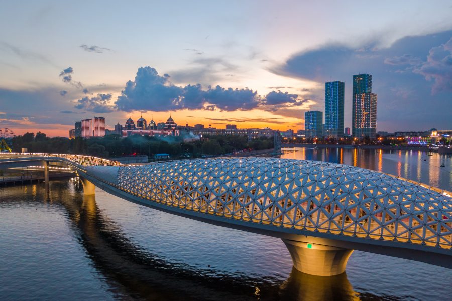 Как получить гражданство и паспорт Казахстана