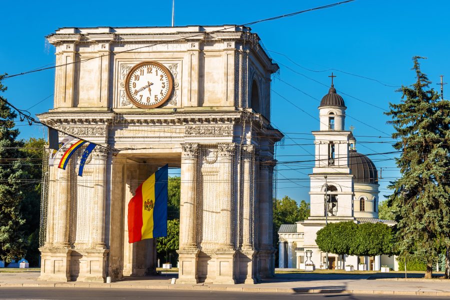 Как получить гражданство и паспорт Молдовы